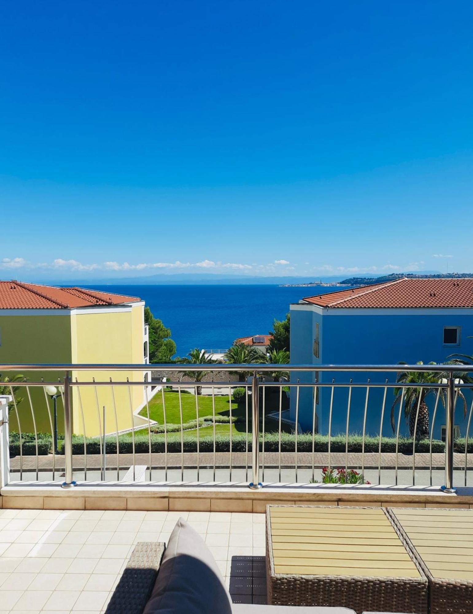 Apartment Tamara By Partner Tourist Agency Savudrija Ngoại thất bức ảnh